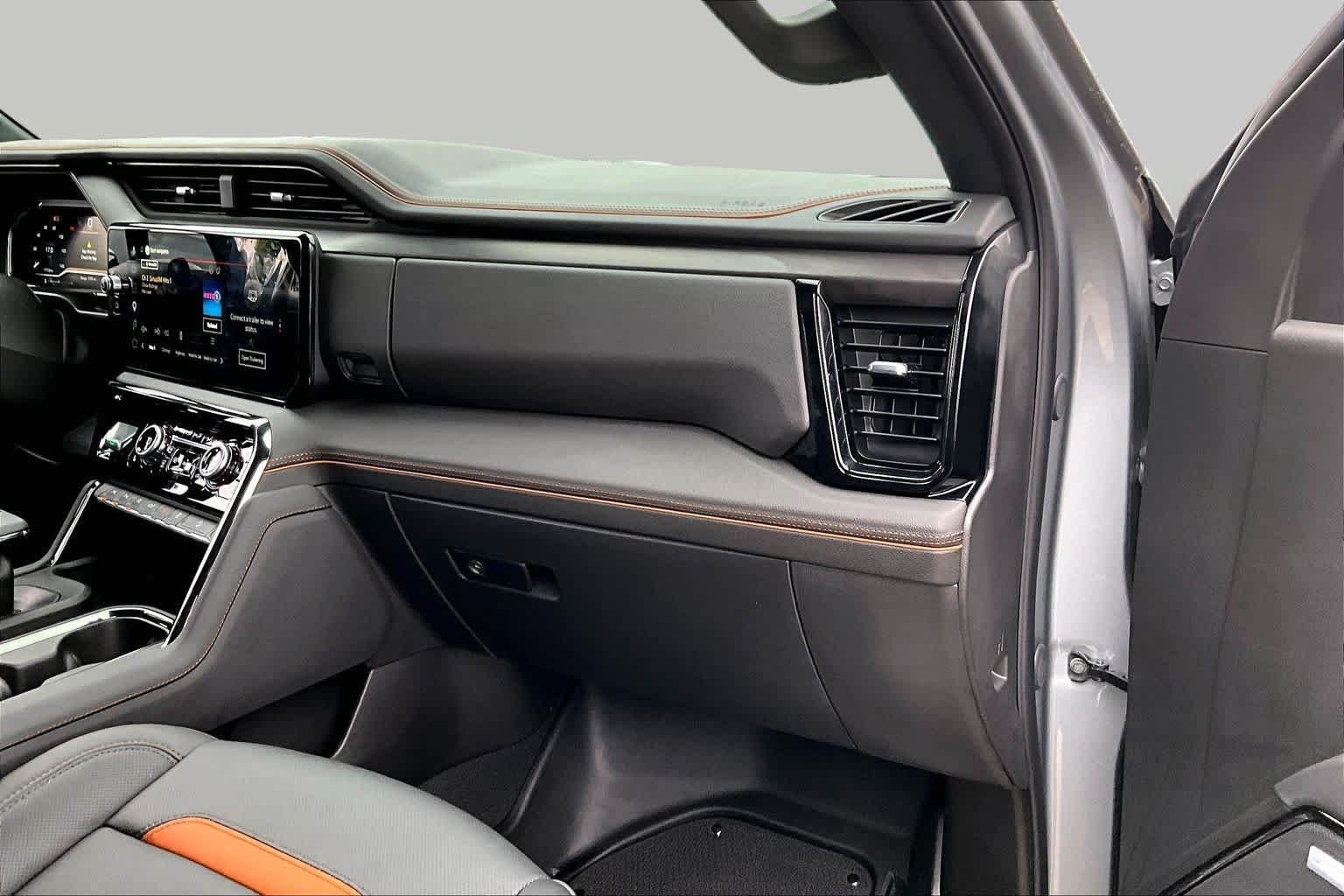 Used 2025 Sterling Metallic GMC AT4 image 19