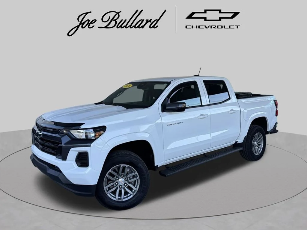 Used 2026 White Chevrolet LT image 1