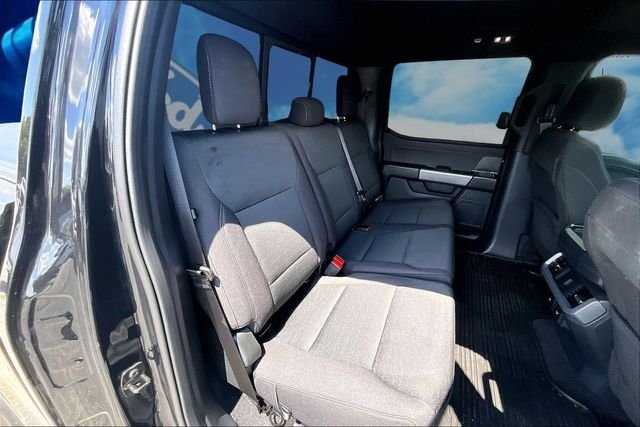 Used 2025 Agate Black Metallic Ford XLT image 23