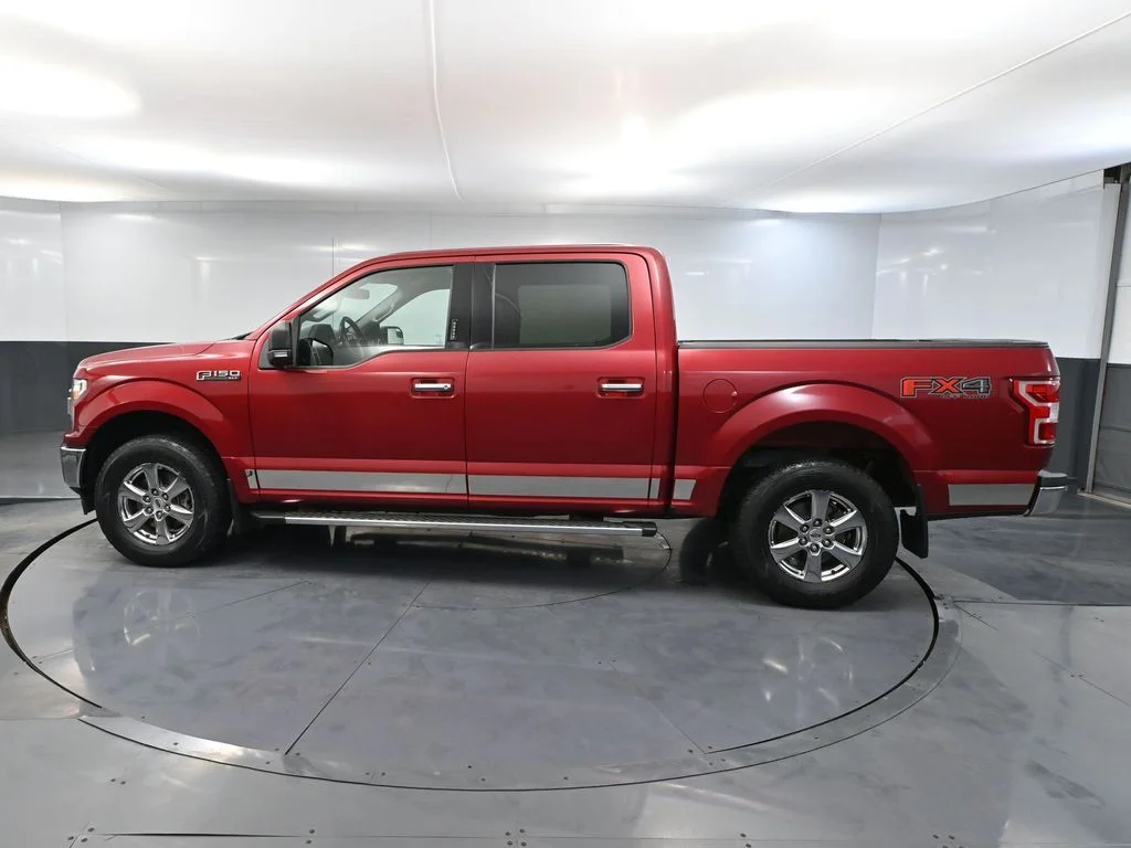 Used 2018 Red Ford XLT image 11