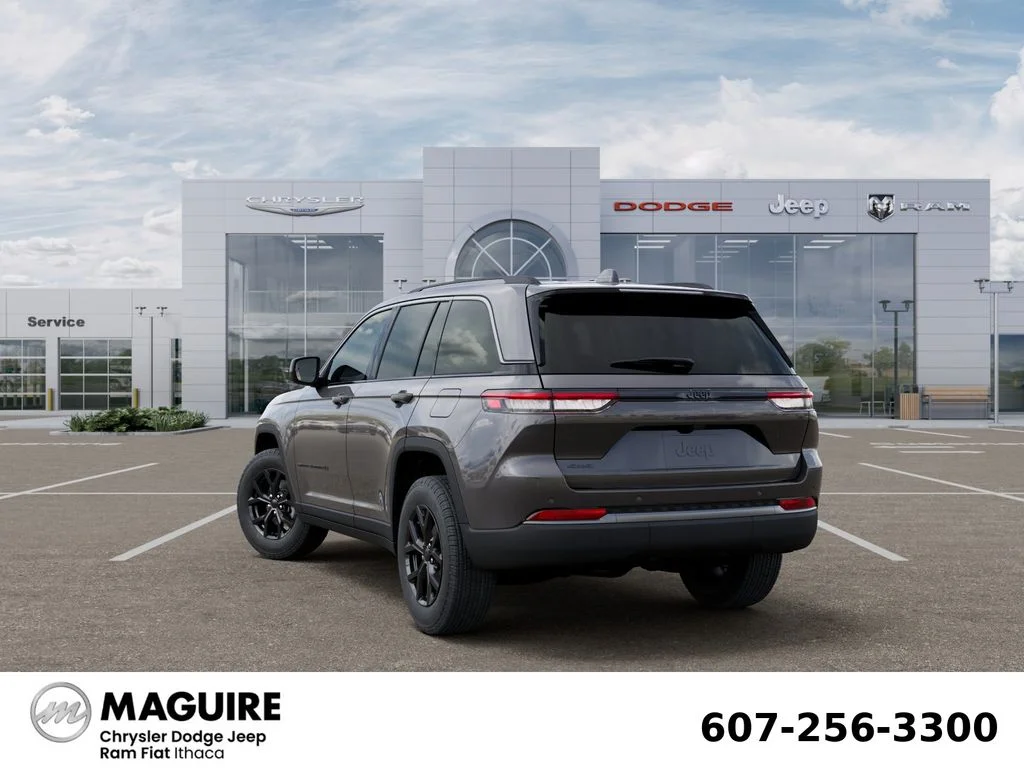 New 2026 Baltic Gray Metallic Clear-Coat Exterior Paint Jeep Altitude image 3