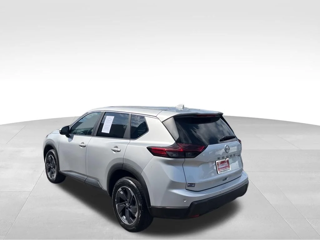 Used 2025 Silver Nissan SV image 42
