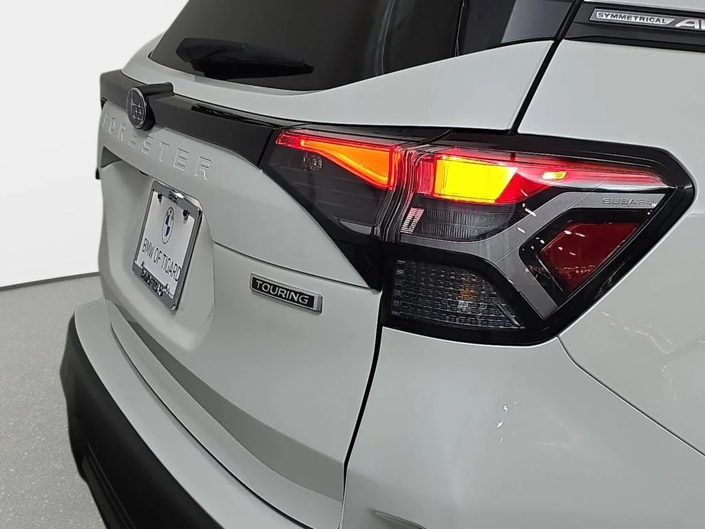 Used 2025 White Subaru Touring image 36