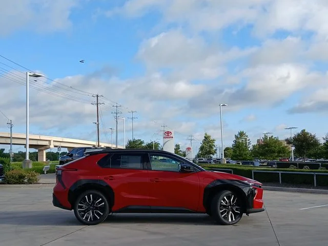 New 2026 Supersonic Red with Midnight Black Metallic roof Toyota Limited image 4