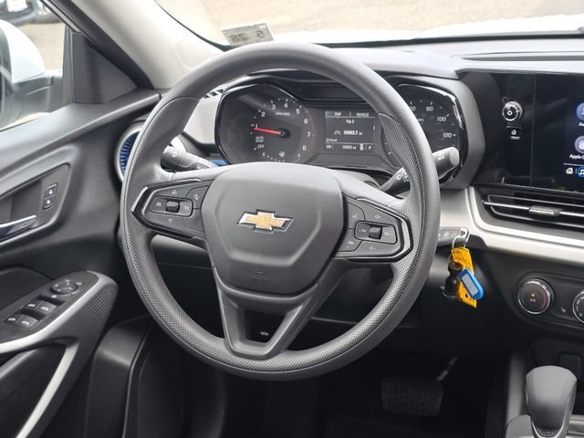 Used 2024 Summit White Chevrolet LS image 26