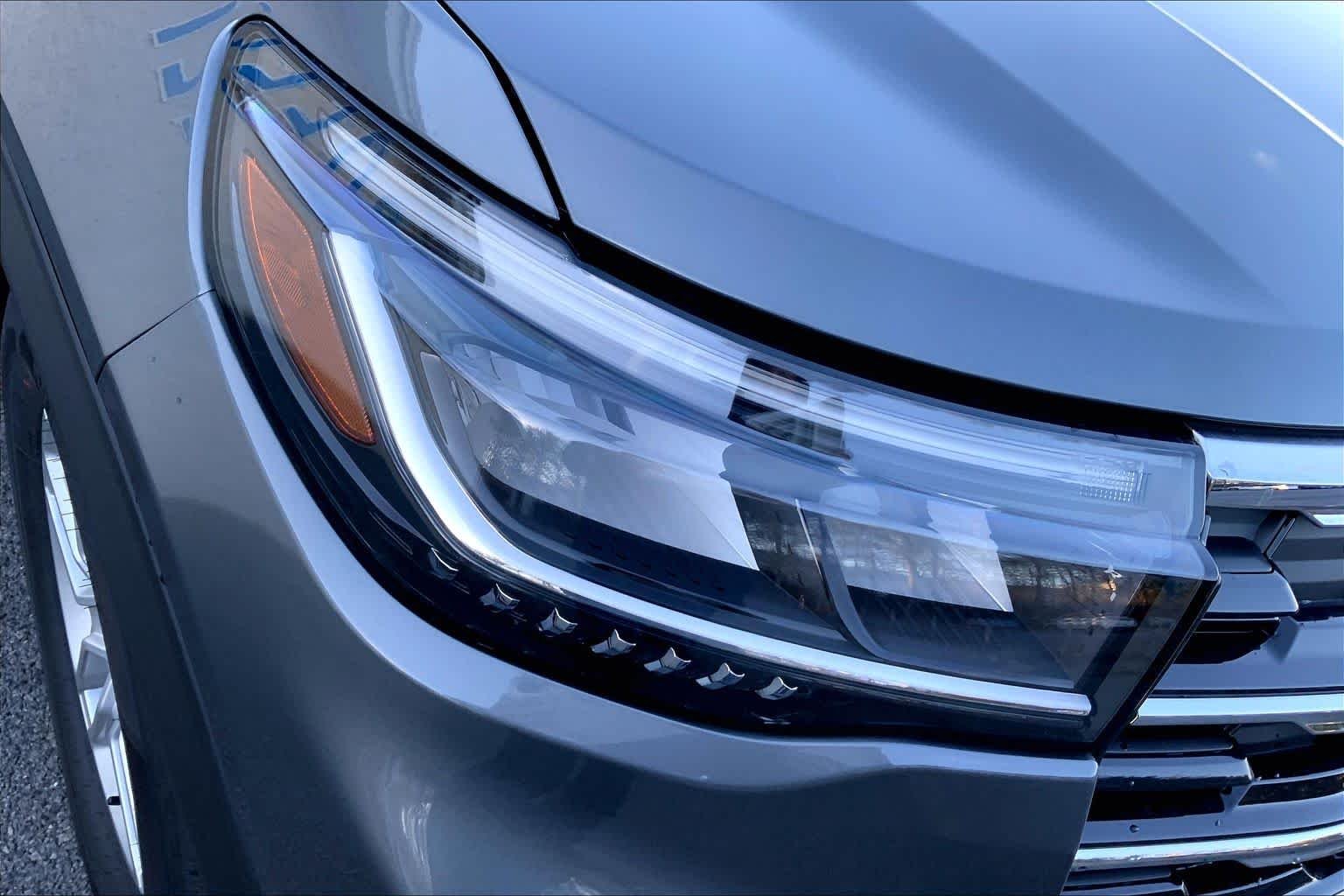 New 2026 Carbonized Gray Metallic Ford Active image 13