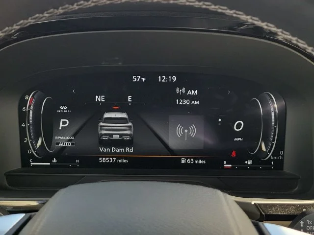 Used 2024 Black INFINITI Sensory image 25