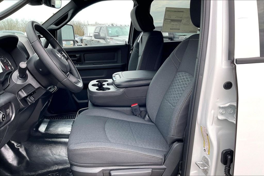 New 2026 Ram 2500 Tradesman 4D Crew Cab