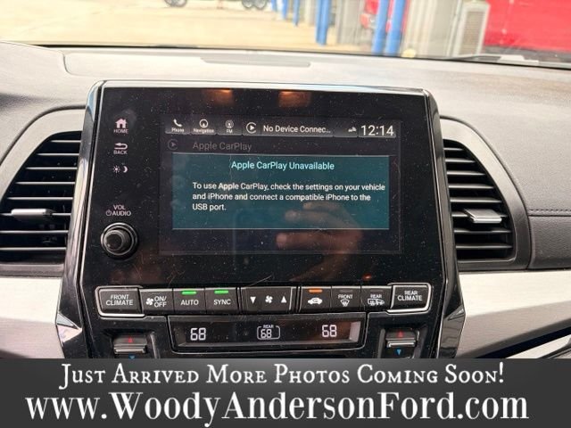 Used 2024 Sonic Gray Pearl Honda Touring image 13