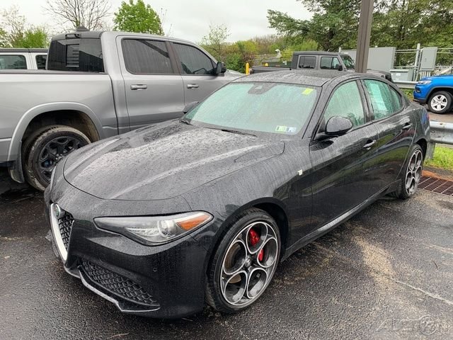 2022 Alfa Romeo Giulia 2.0 Ti Auto AWD's photo