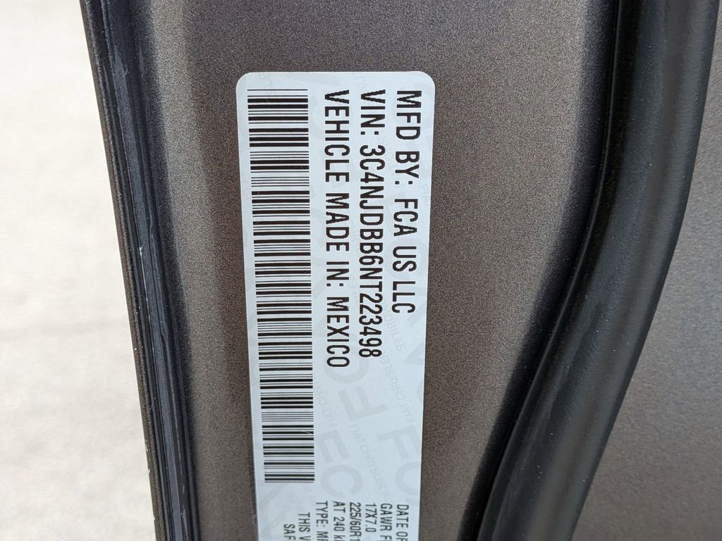 Certified Used 2022 Gray Jeep Latitude image 28