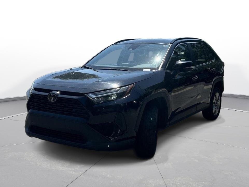 Used 2025 Midnight Black Metallic Toyota XLE image 2
