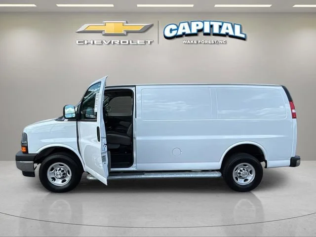 Used 2024 Summit White Chevrolet WT image 14
