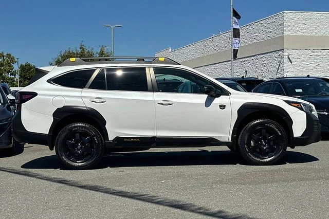 Used 2022 White Subaru Wilderness image 3