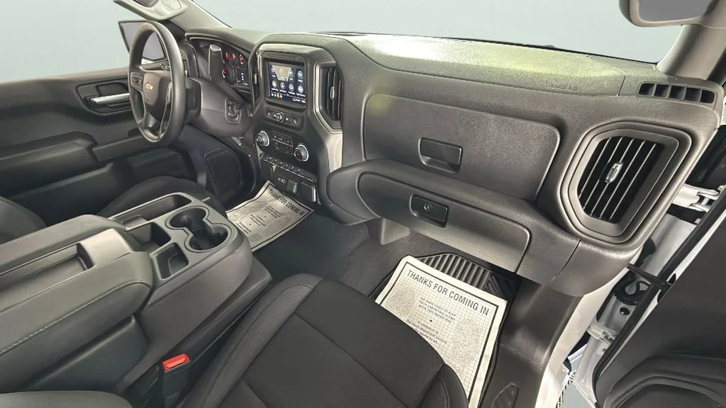 Used 2026 White Chevrolet Custom image 34