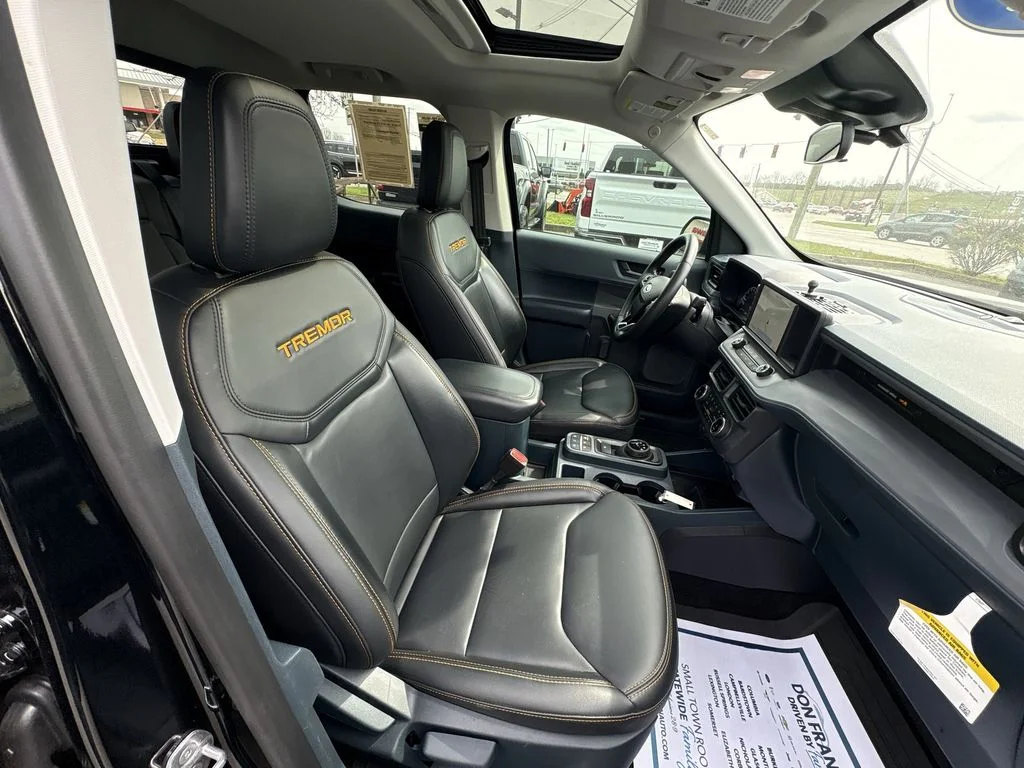 Used 2024 Black Ford Lariat image 25