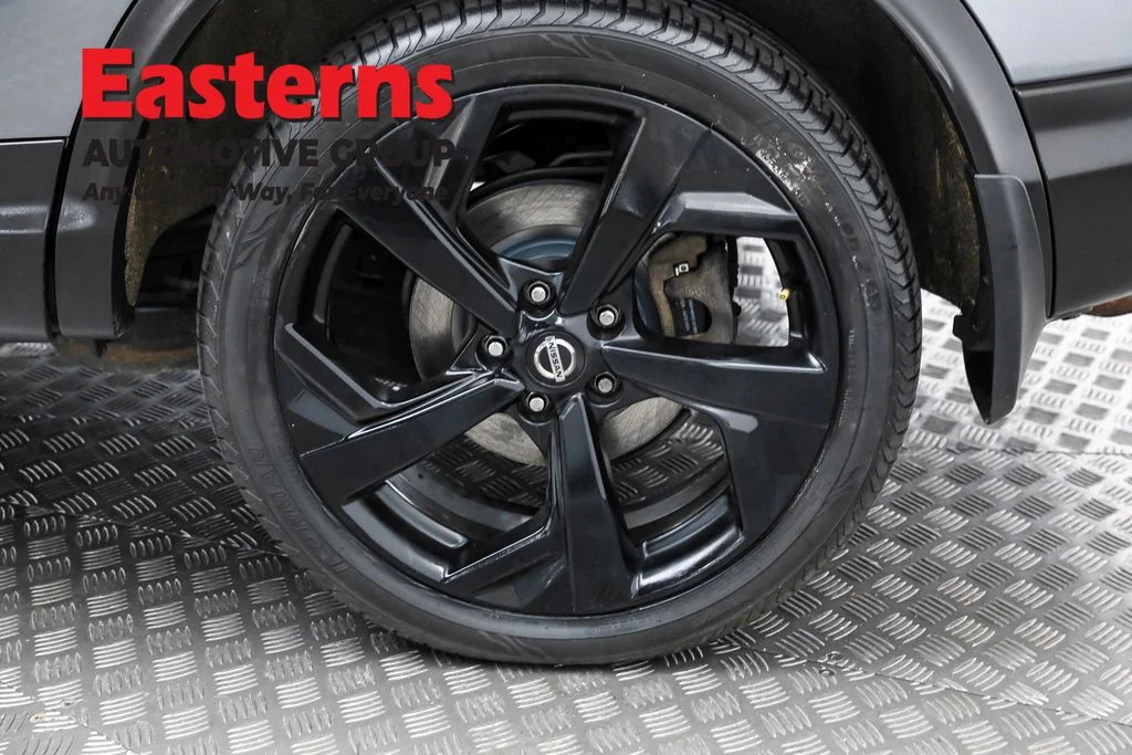 Used 2020 Gray Nissan SL image 35