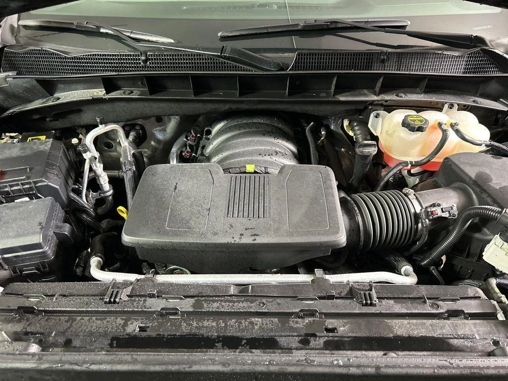 Used 2025 Onyx Black GMC Denali image 13