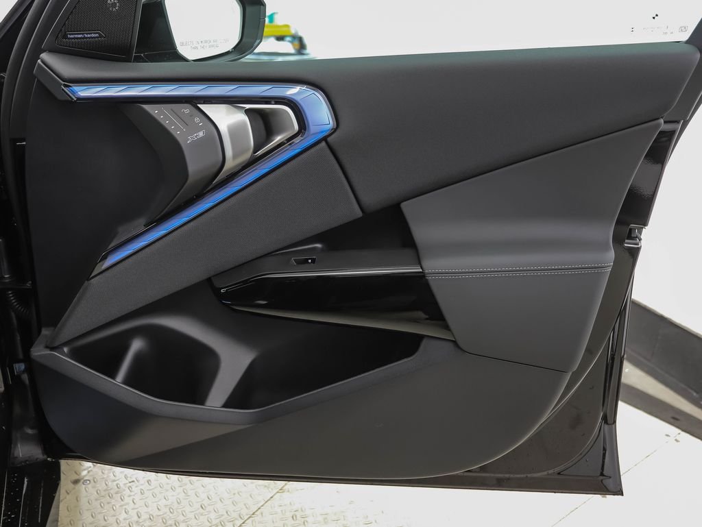 New 2026 Black Sapphire Metallic BMW 30 xDrive image 29