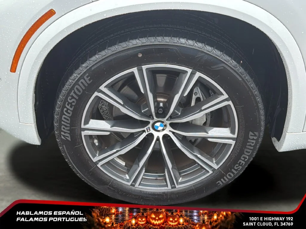 Used 2024  BMW xDrive40i image 40