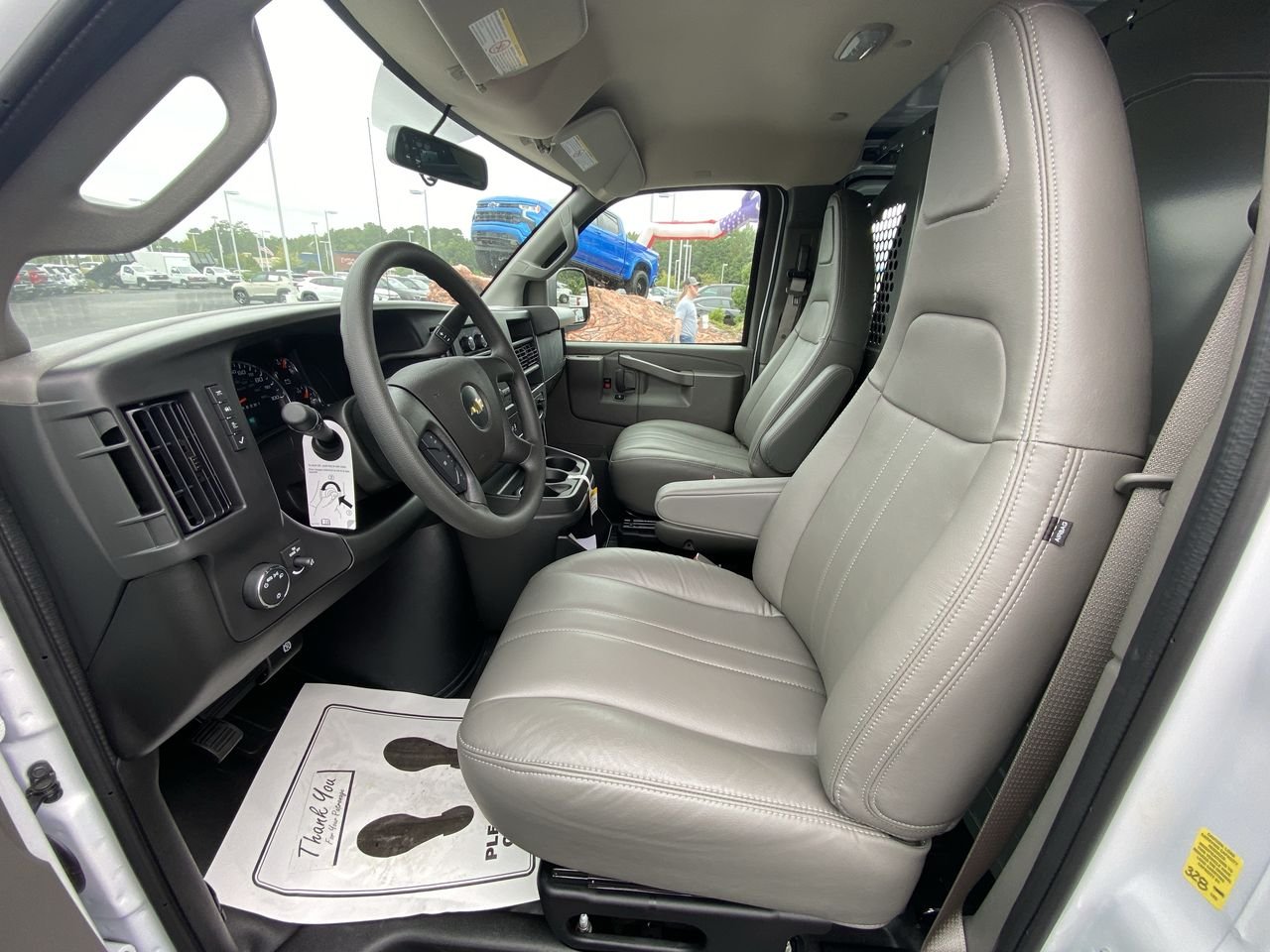2025 Chevrolet Express Cargo Work Van - Photo 59