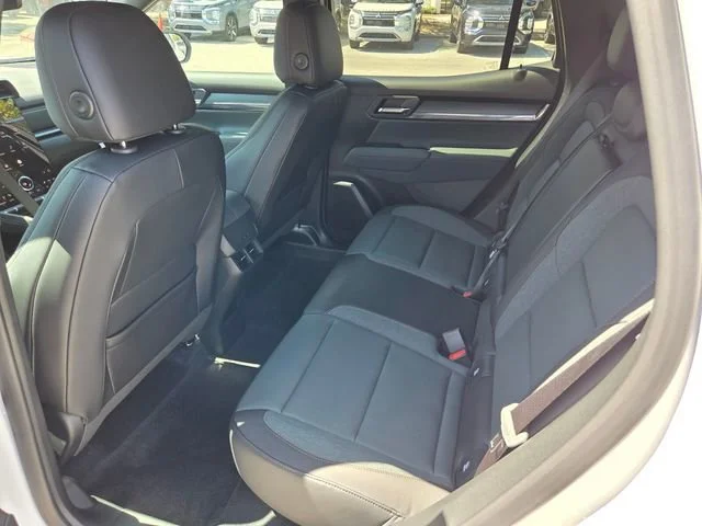 2026 GMC Terrain AT4 - Photo 6