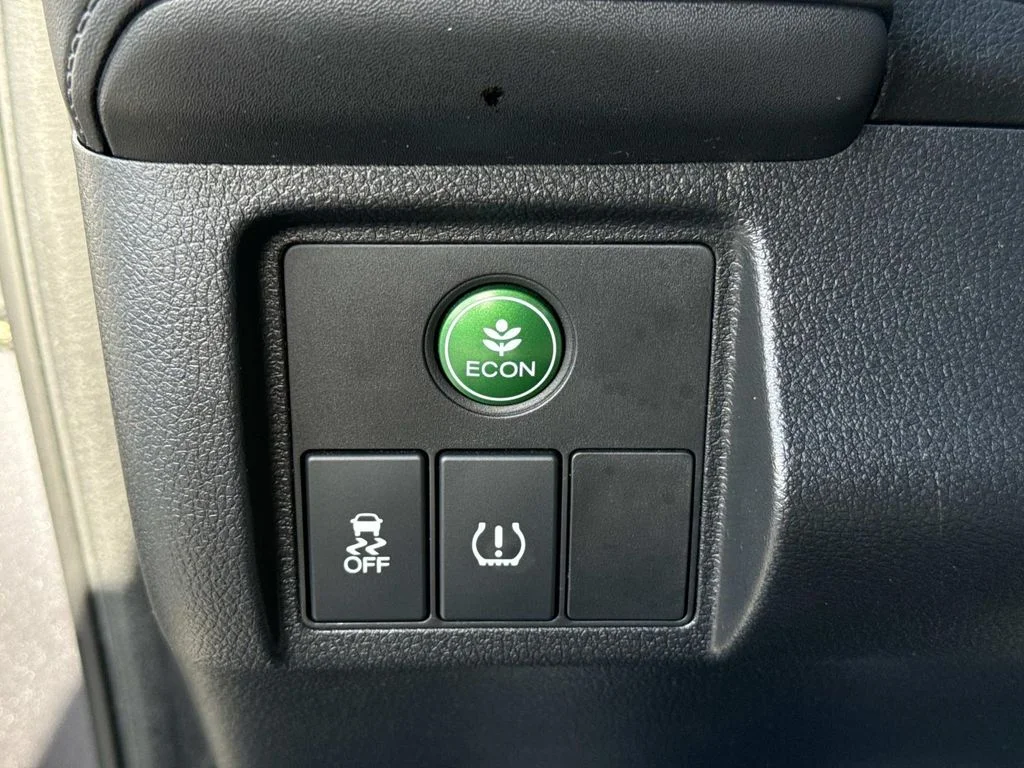 Used 2020 Gray Honda LX image 39