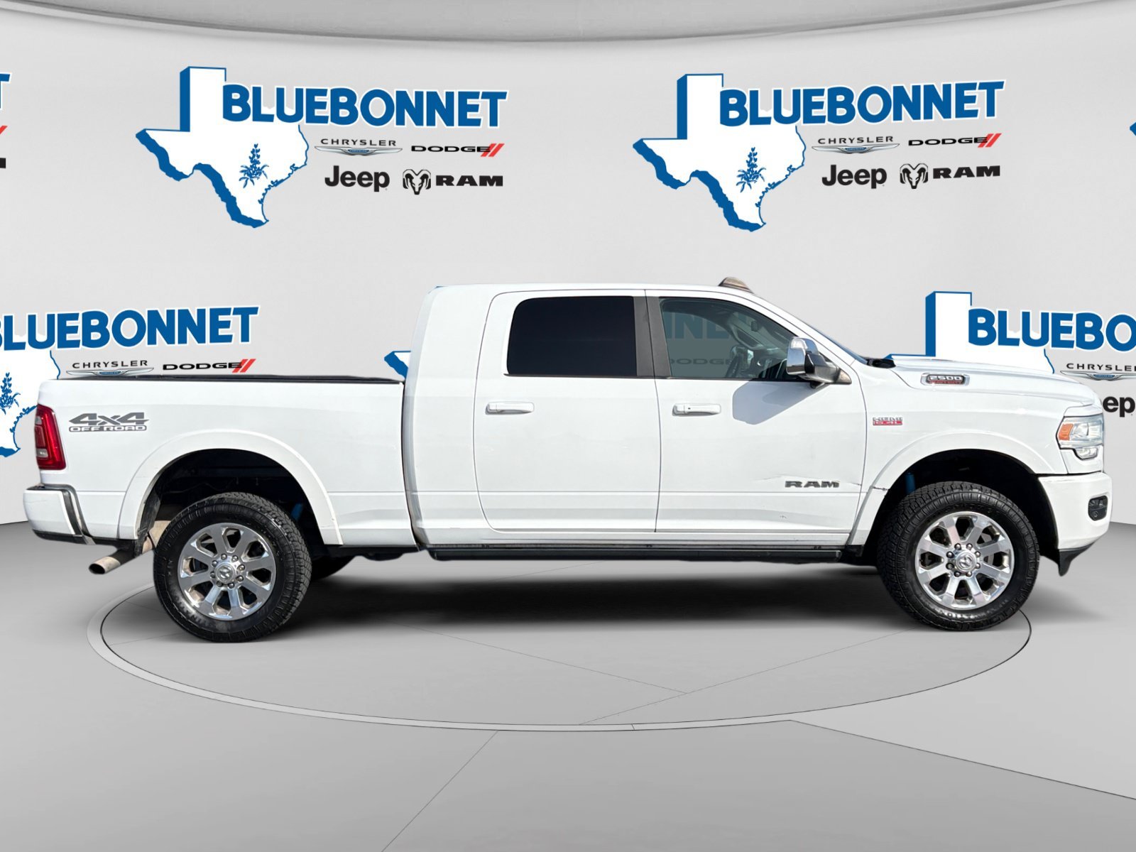 Certified Used 2021 Bright White Clearcoat Ram Laramie image 4