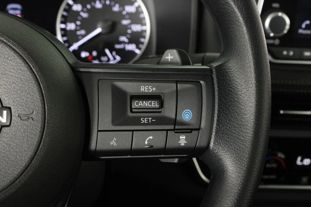 2024 Nissan Rogue SV - Photo 27