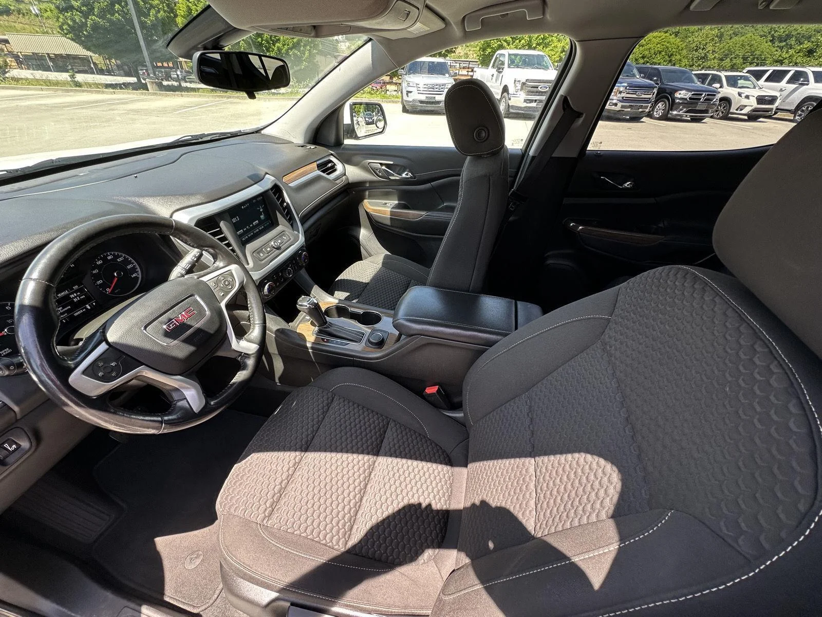 Used 2019 Summit White GMC SLE image 10