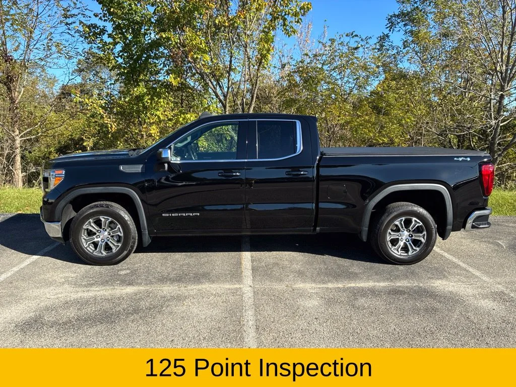Used 2021 Onyx Black GMC SLE image 2