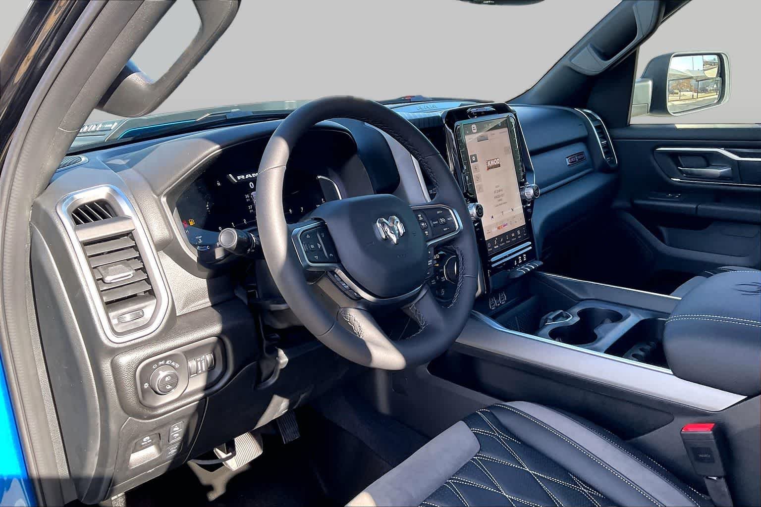 New 2026 Hydro Blue Pearl-Coat Exterior Paint RAM Big Horn image 8