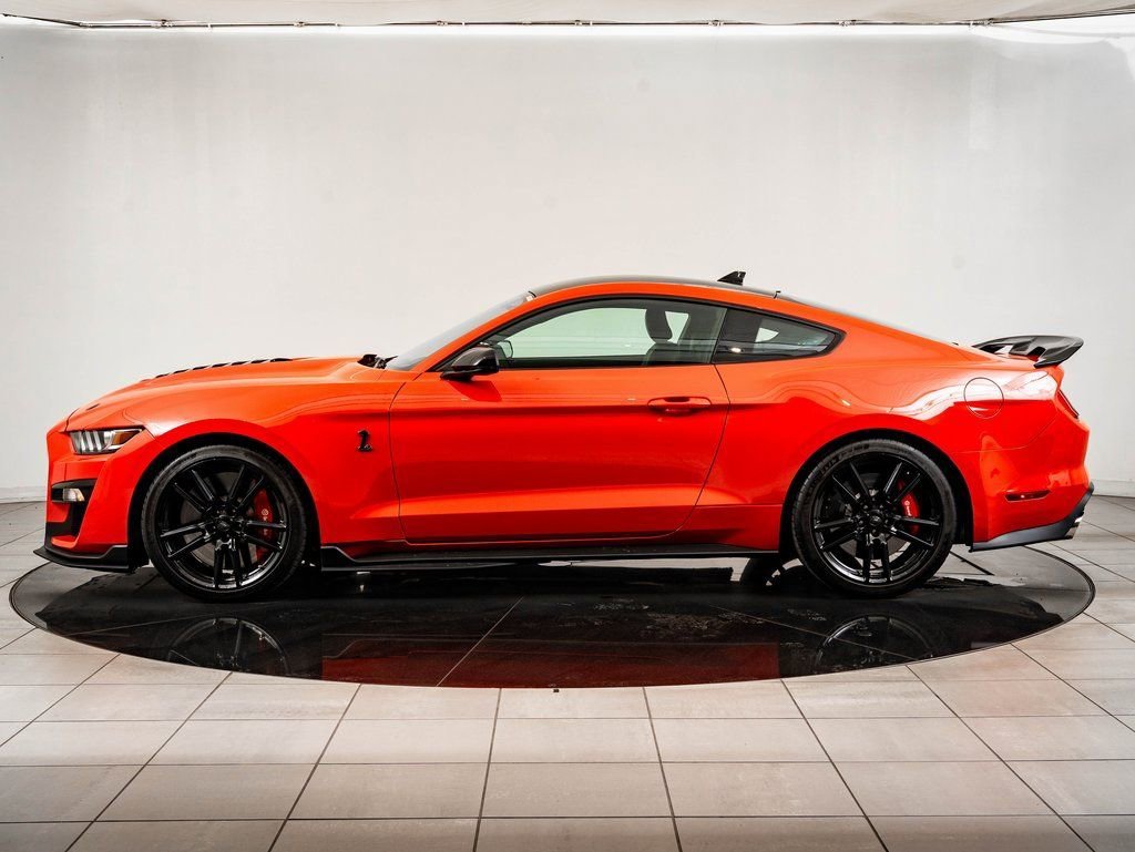 Used 2022 Orange Ford Shelby GT500 image 12