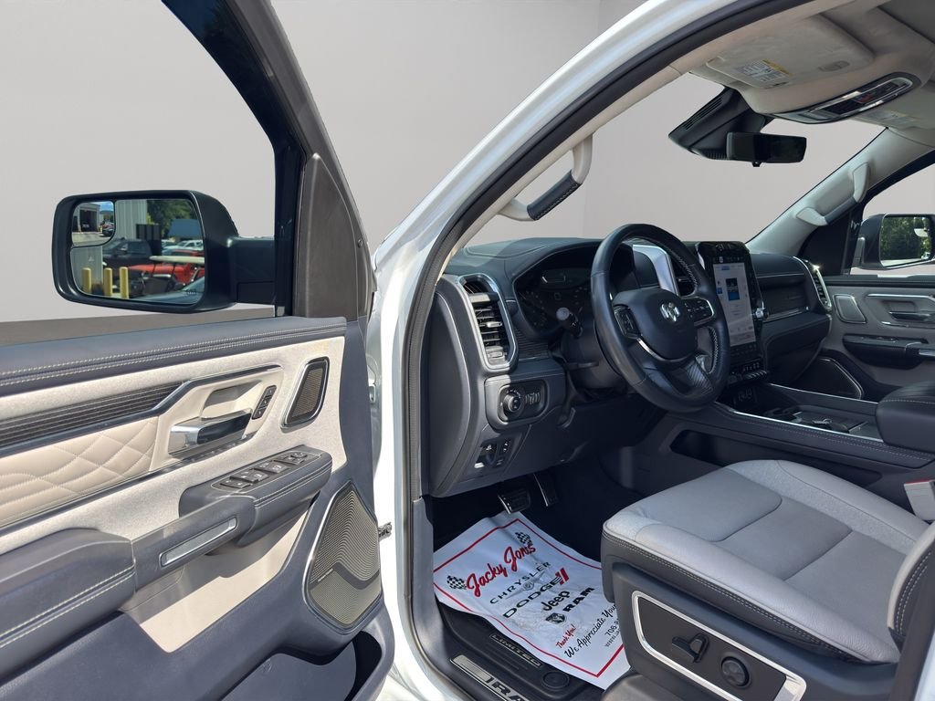 Used 2023 Ivory White Tri-Coat Pearlcoat Ram Limited image 6