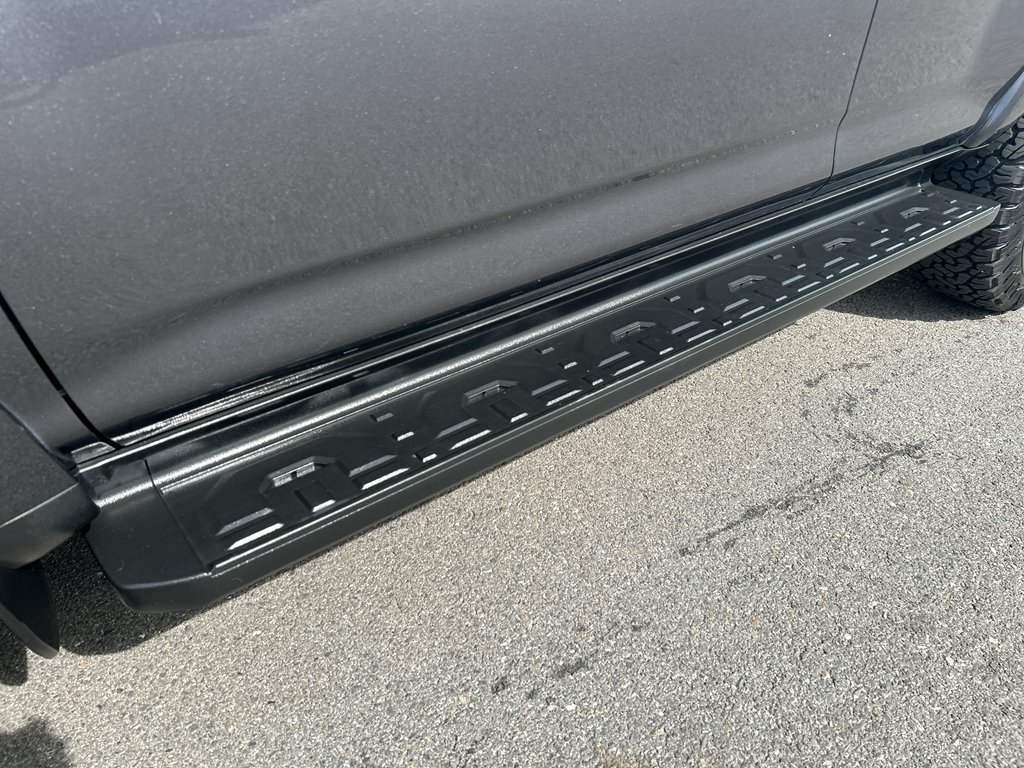 Used 2019 Magnetic Gray Metallic Toyota SR5 image 9