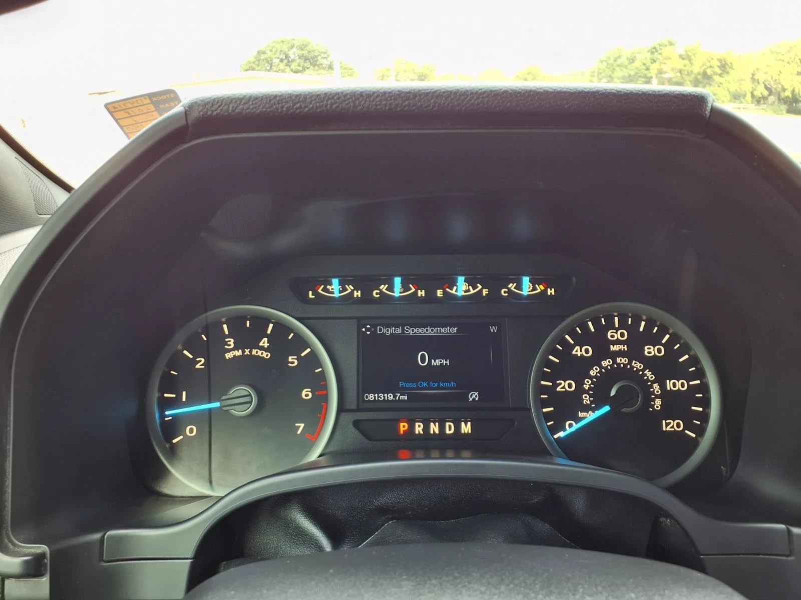 Used 2018 White Ford  image 12