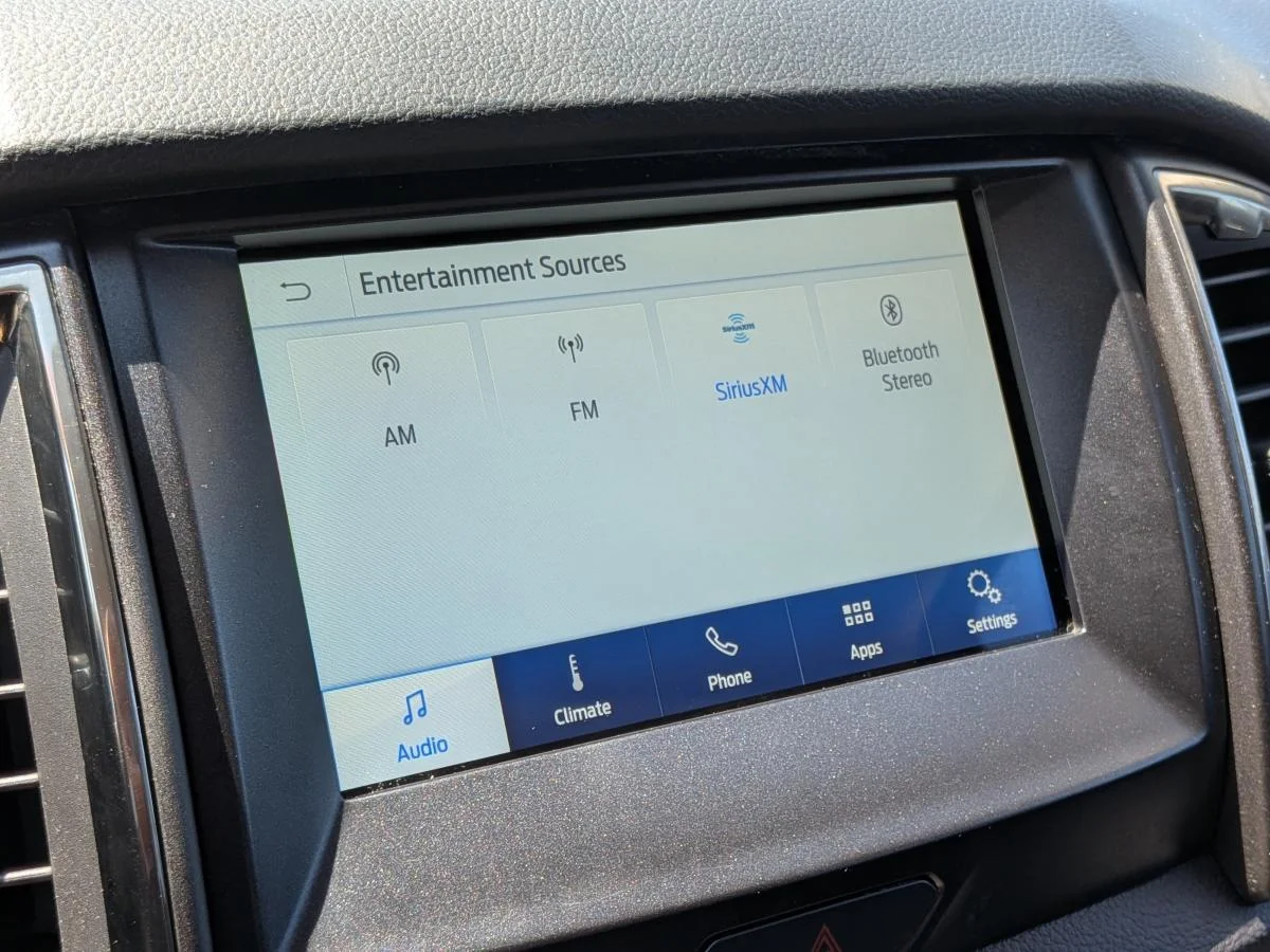 Used 2022 White Ford Xlt 4wd Supercrew 5 image 19
