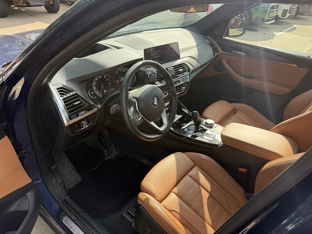 Used 2018 Phytonic Blue Metallic BMW xDrive30i image 5