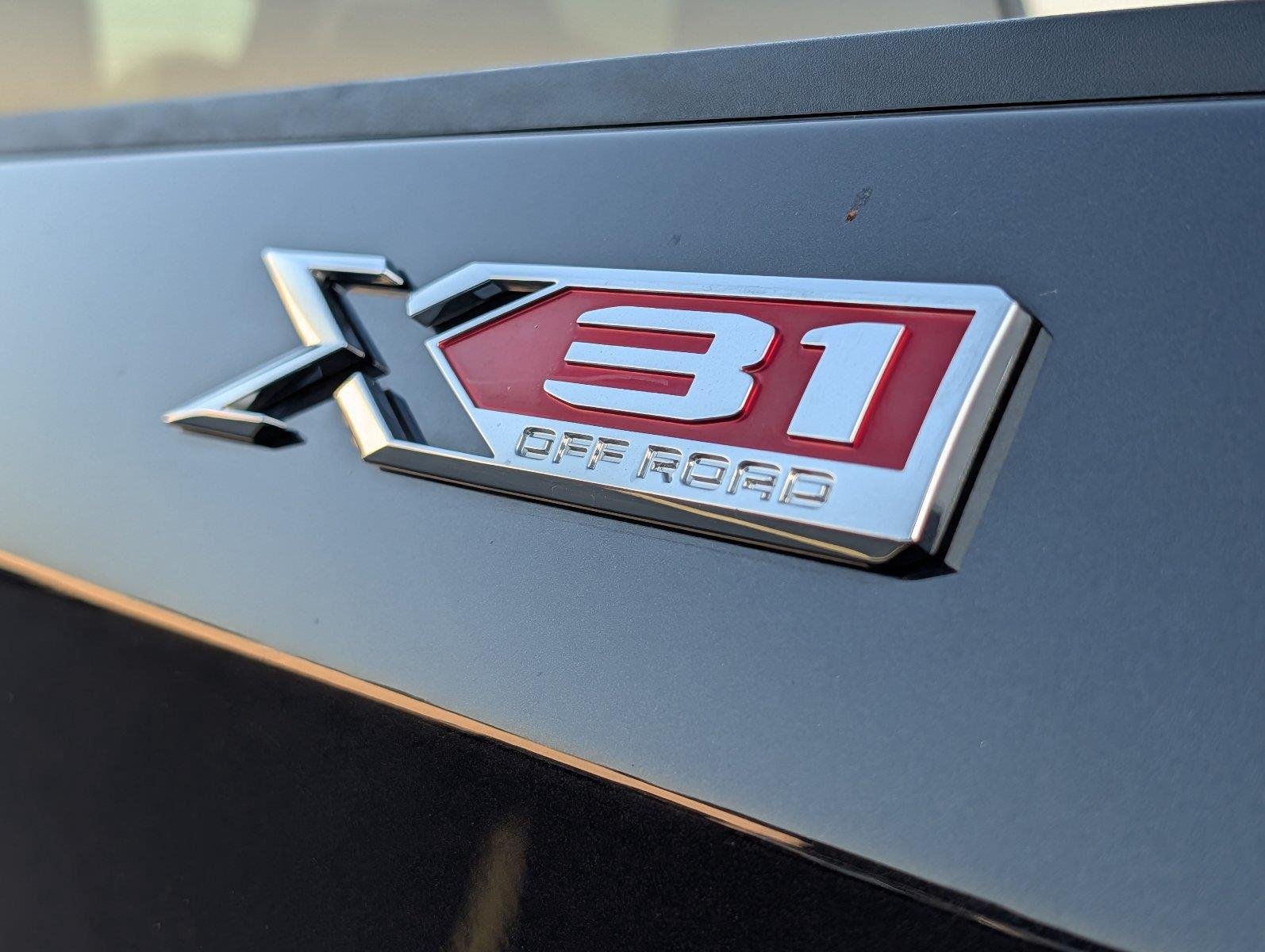 2023 GMC Sierra 1500 SLT - Photo 35