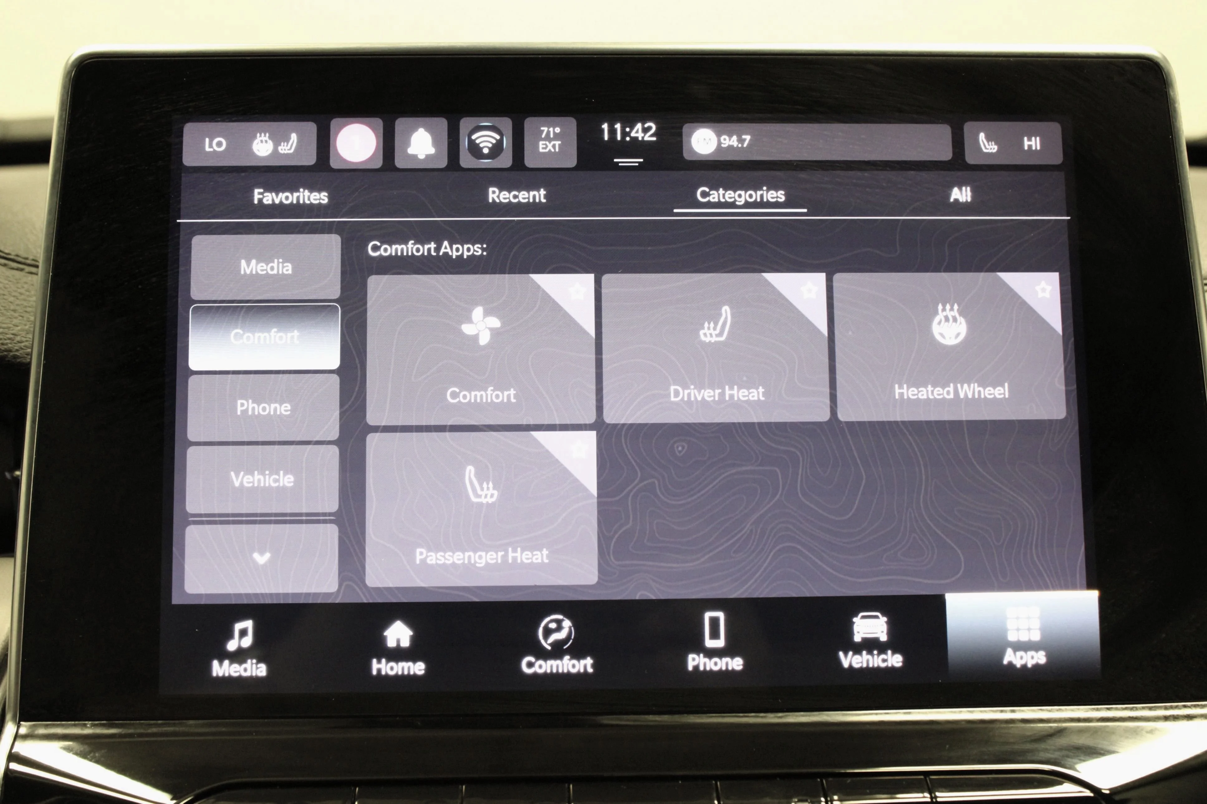 Used 2025 Red Hot Pearlcoat Jeep Limited image 23
