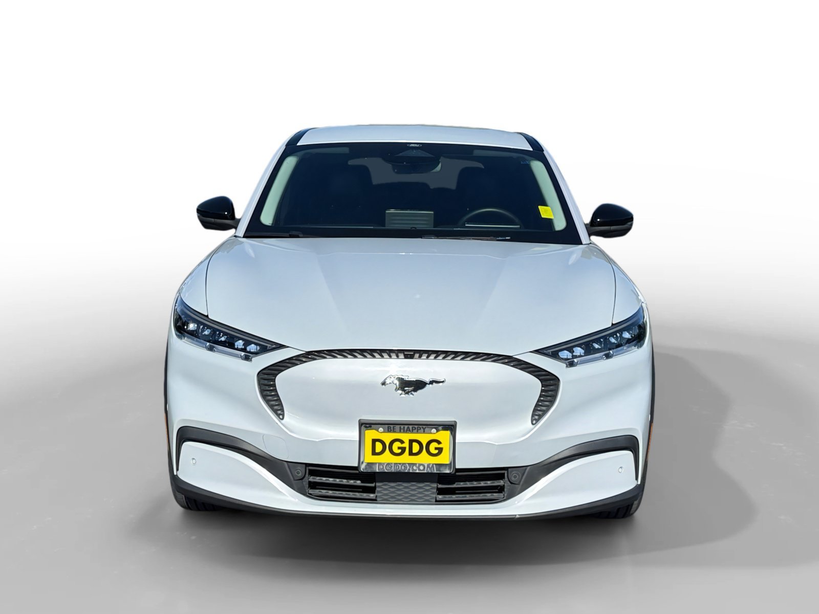 Used 2023 White Metallic Ford Select image 8