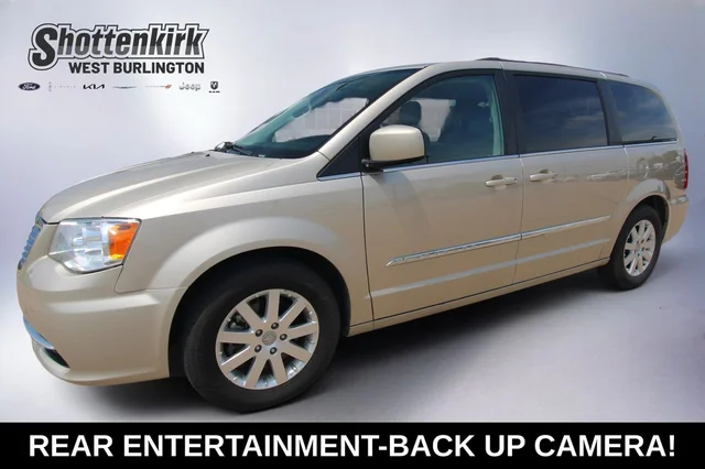 2015 Chrysler Town & Country Touring