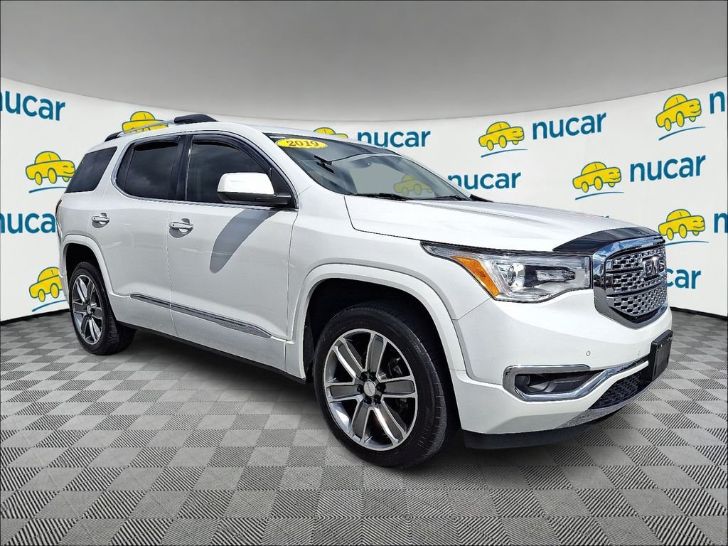 Used 2019 White GMC Denali image 1