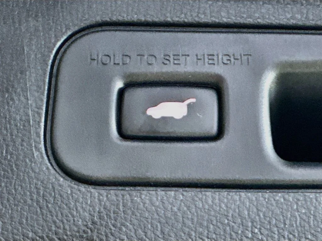 Used 2018 Silver Honda Touring image 33