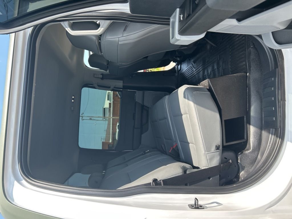 Used 2024 White Ford XL image 21