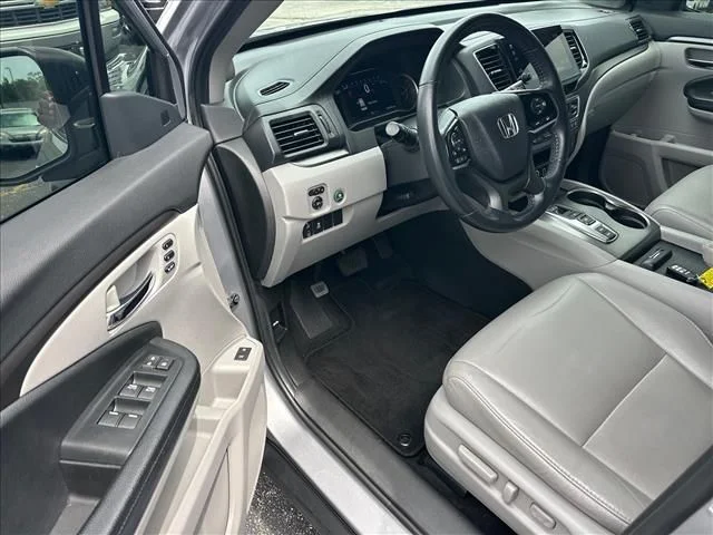 Used 2021 Silver Honda Special Edition image 13