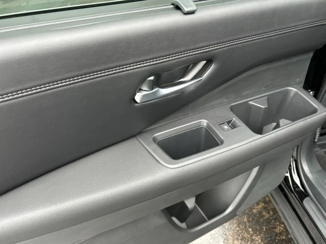 2026 Nissan Pathfinder Platinum - Photo 19