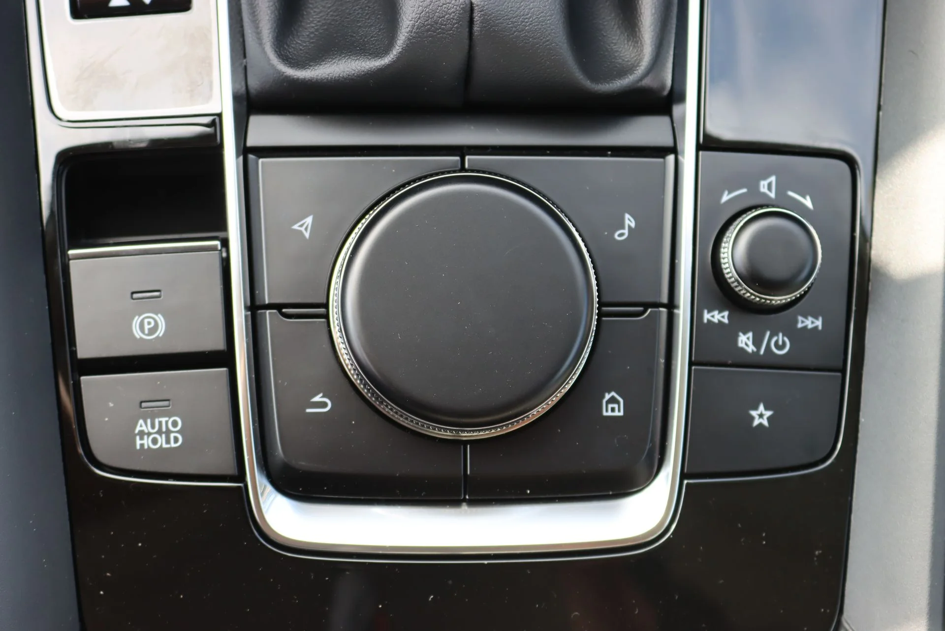 2026 Mazda CX-50 Premium Plus - Photo 16