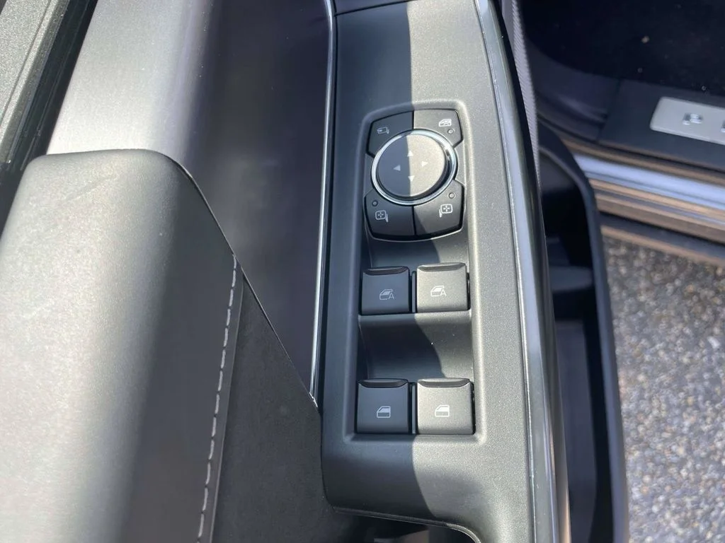 New 2026 Gray Ford Platinum image 16