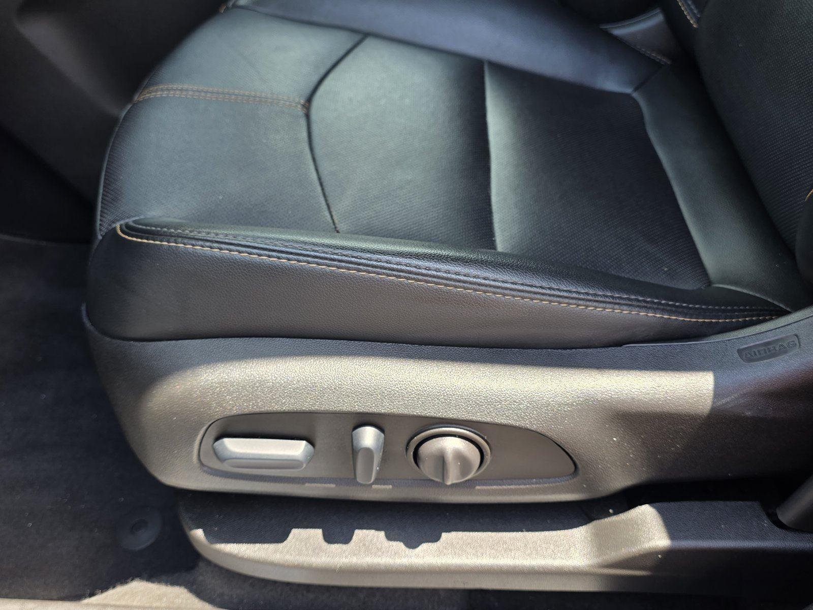 Used 2023 Sterling Gray Metallic Chevrolet Premier image 24
